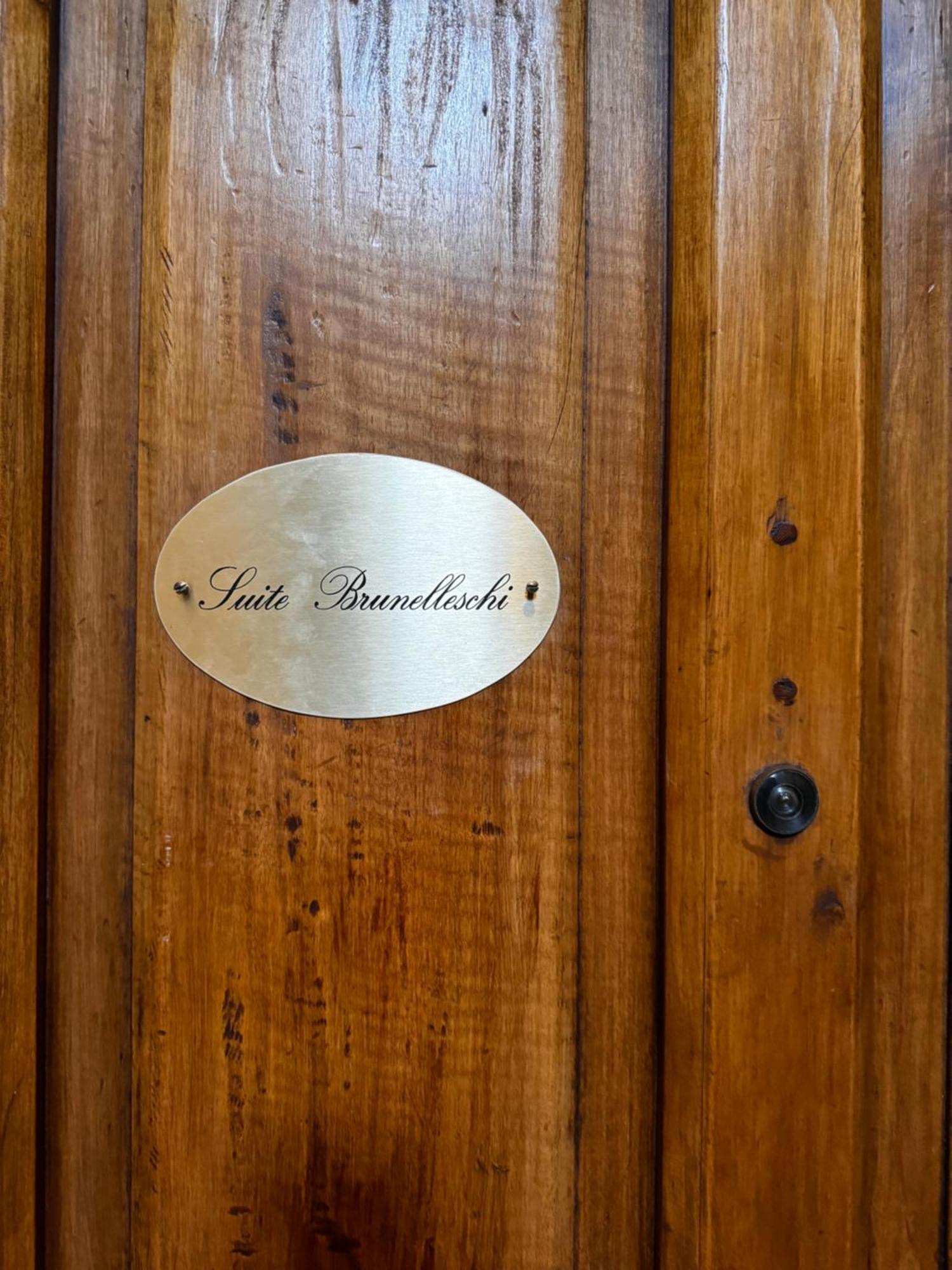 Suite Brunelleschi Florence - 14Th Century Suite Just 120 Steps From Cathedral - Intero Appartamento Buitenkant foto